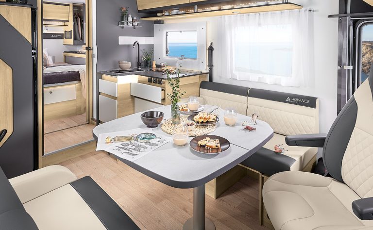 camping-car-itineo-mc740-salon