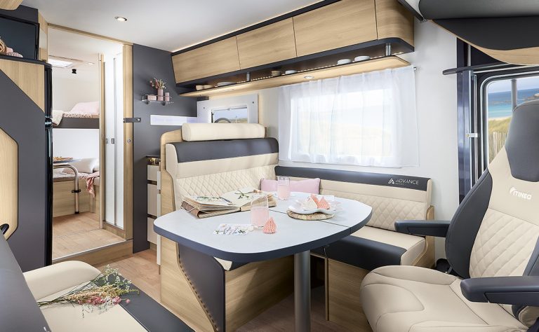 camping-car-itineo-sb740-salon